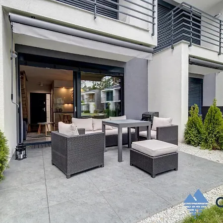 Jerza - Aprent 度假居 *