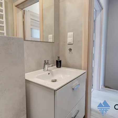 Jerza - Aprent * 波别罗沃