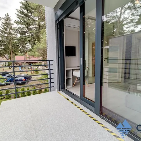 度假居 Jerza - Aprent 波别罗沃