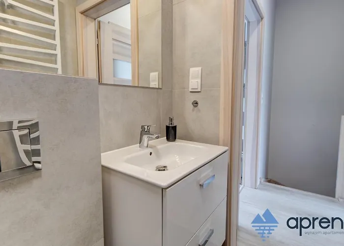 Jerza - Aprent * Pobierowo